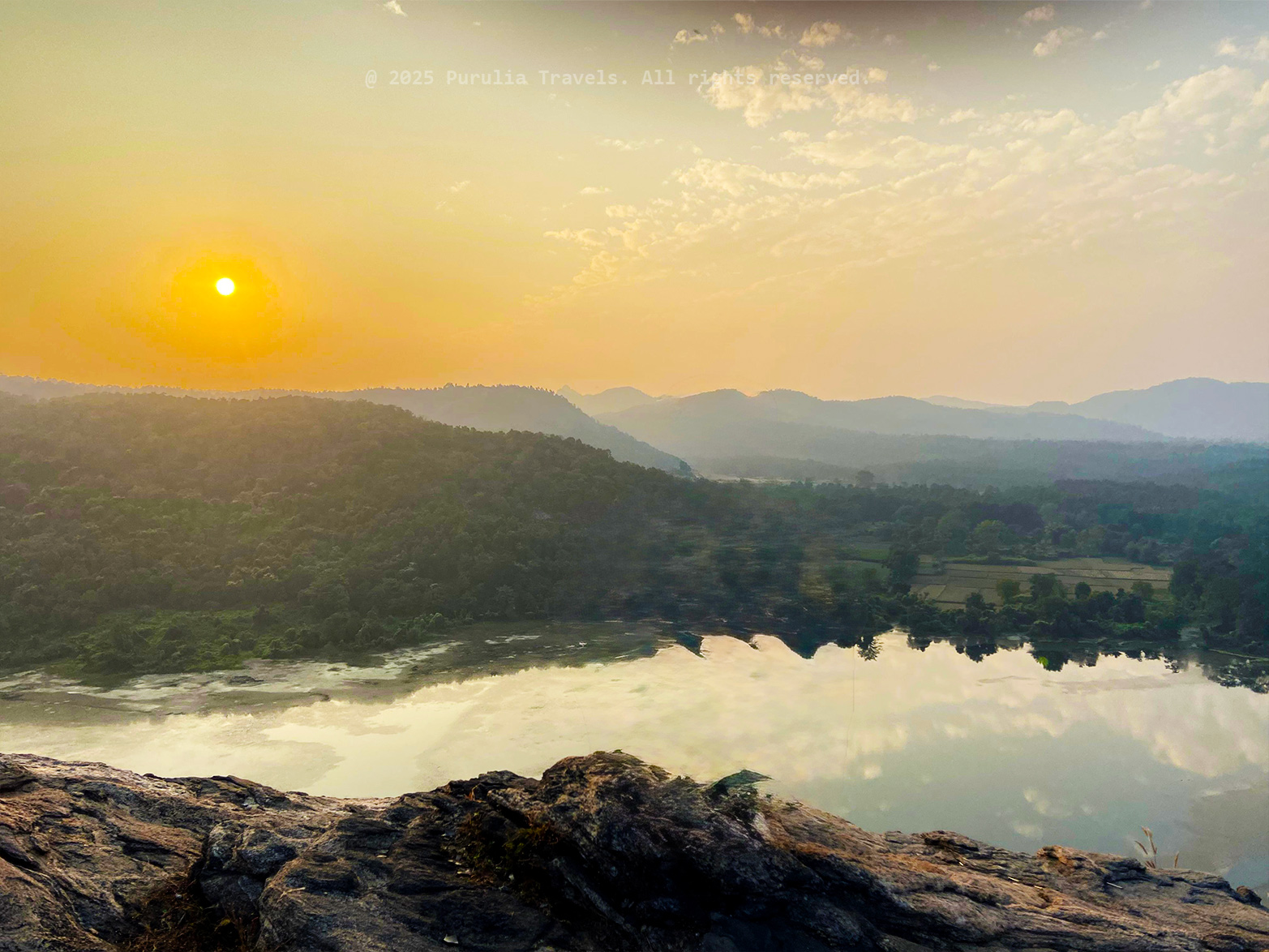 Murguma-Dam-from-UkamBuru-View-Point-(Suicide-Point-)---Purulia-Travels